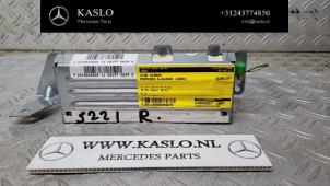 Gebruikte Side Airbag Mercedes S (W221) 3.0 S-320 CDI 24V Prijs € 50,00 Margeregeling aangeboden door kaslo auto parts