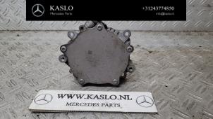 Gebruikte Vacuumpomp (Benzine) Mercedes A (177.0) 2.0 A-220 Turbo 16V Prijs € 75,00 Margeregeling aangeboden door kaslo auto parts