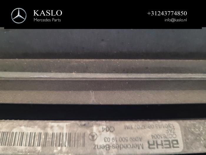Kylarsats från en Mercedes-Benz C (W205) C-200 2.0 CGI 16V 2015