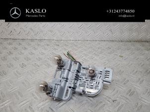 Gebruikte Fitting Achterlicht links Mercedes C Estate (S204) 1.8 C-180 CGI 16V Prijs € 35,00 Margeregeling aangeboden door kaslo auto parts