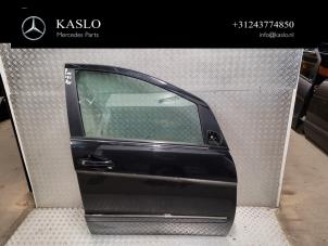 Begagnade Framdörr, 4-dörrars, höger Mercedes B (W245) 2.0 B-180 CDI 16V Pris € 100,00 Marginaltabell erbjuds av kaslo auto parts