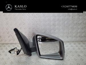 Begagnade Skärmspegel, höger Mercedes ML III (166) 2.1 ML-250 CDI 16V BlueTEC 4-Matic Pris € 350,00 Marginaltabell erbjuds av kaslo auto parts