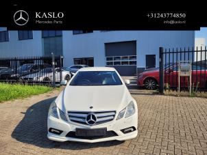 Begagnade Strålkastare, vänster Mercedes E (C207) E-350 CDI V6 24V Pris € 600,00 Marginaltabell erbjuds av kaslo auto parts