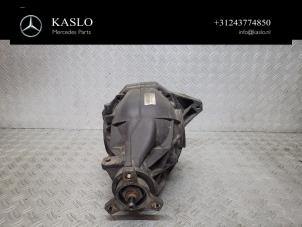 Begagnade Bakre differential Mercedes C (W205) C-350 e 2.0 16V Pris € 500,00 Marginaltabell erbjuds av kaslo auto parts