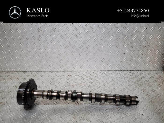 Kamaxel från en Mercedes-Benz SLK (R172) 1.8 200 16V BlueEFFICIENCY 2012