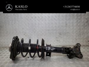 Gebruikte Veerpoot links-voor Mercedes CLS (C218) 250 CDI BlueEfficiency,BlueTEC, 250 d Prijs € 150,00 Margeregeling aangeboden door kaslo auto parts