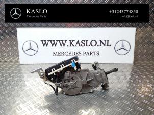 Używane Silnik tylnej klapy Mercedes E Estate (S212) E-250 CGI 16V BlueEfficiency Cena € 100,00 Procedura marży oferowane przez kaslo auto parts