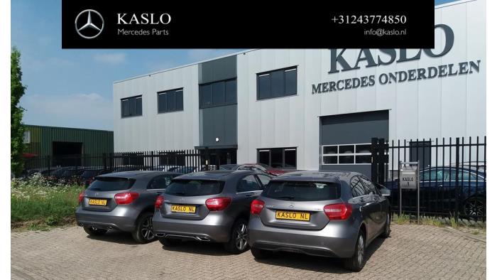 Motor van een Mercedes-Benz A (W169) 1.7 A-170 3-Drs. 2006