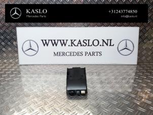 Gebruikte Navigatie computer Mercedes C Estate (S204) 1.8 C-180 CGI 16V Prijs € 25,00 Margeregeling aangeboden door kaslo auto parts