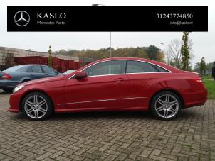 Begagnade Karosshörn, vänster fram Mercedes E (C207) E-220 CDI 16V BlueEfficiency Pris på förfrågan erbjuds av kaslo auto parts