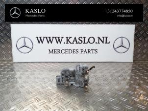 Gebruikte Fitting Achterlicht links Mercedes C Estate (S204) 1.6 C-180 16V BlueEfficiency Prijs € 35,00 Margeregeling aangeboden door kaslo auto parts