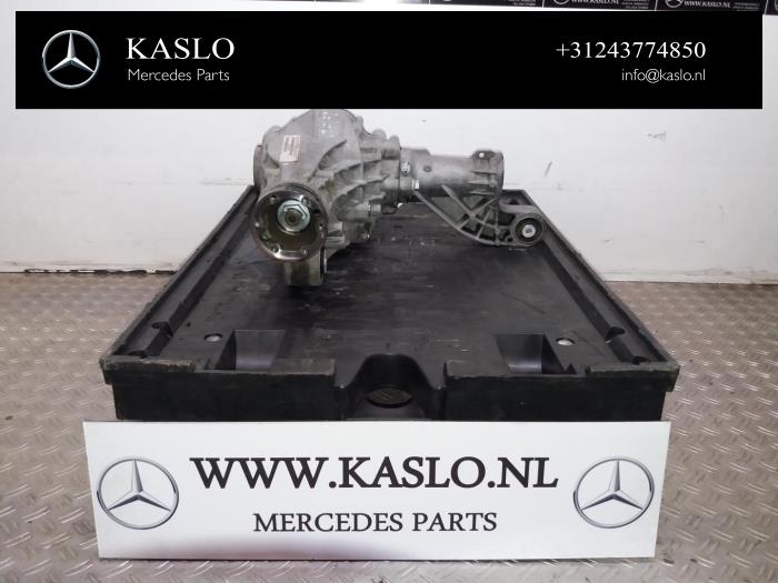 Främre differential från en Mercedes-Benz ML II (164/4JG) 3.0 ML-280 CDI 4-Matic V6 24V 2008