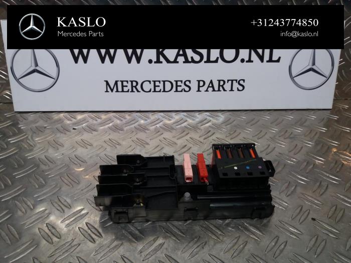 Säkringsbox från en Mercedes-Benz ML II (164/4JG) 3.0 ML-280 CDI 4-Matic V6 24V 2008