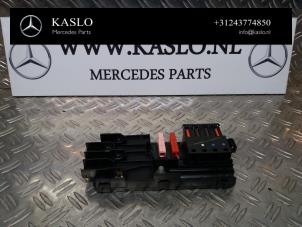 Begagnade Säkringsbox Mercedes ML II (164/4JG) 3.0 ML-280 CDI 4-Matic V6 24V Pris € 50,00 Marginaltabell erbjuds av kaslo auto parts