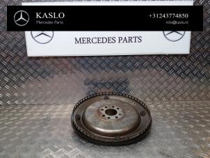 Begagnade Svänghjul Mercedes E (W212) E-350 CGI V6 24V BlueEfficiency Pris på förfrågan erbjuds av kaslo auto parts