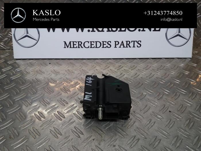 Modul (diverse) från en Mercedes-Benz ML II (164/4JG) 3.0 ML-280 CDI 4-Matic V6 24V 2008