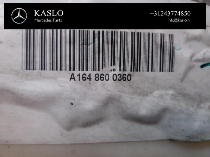 Spolartank, vindruta från en Mercedes-Benz ML II (164/4JG) 3.0 ML-280 CDI 4-Matic V6 24V 2008