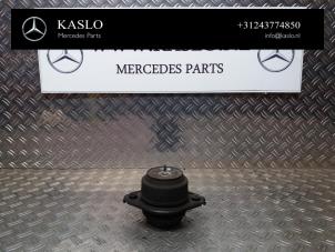 Begagnade Motorfäste Mercedes ML II (164/4JG) 3.0 ML-280 CDI 4-Matic V6 24V Pris € 25,00 Marginaltabell erbjuds av kaslo auto parts