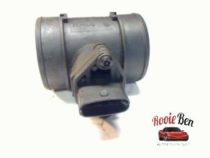 Gebruikte Luchtmassameter Chrysler Voyager/Grand Voyager (RG/RS) 2.8 CRD 16V Grand Voyager Prijs € 60,00 Margeregeling aangeboden door Rooie Ben autodemontage