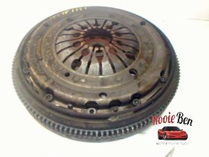 Gebruikte Vliegwiel dubbele massa Volkswagen Golf IV (1J1) 2.3 V5 GTI Prijs € 150,00 Margeregeling aangeboden door Rooie Ben autodemontage