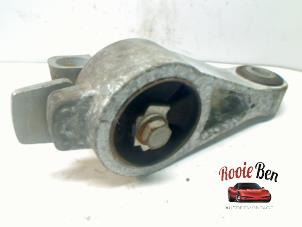 Begagnade Motorfäste Chrysler Neon II 2.0 16V LE,SE,CS,Sport Pris på förfrågan erbjuds av Rooie Ben autodemontage