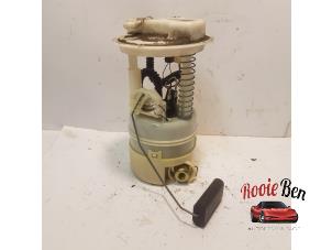 Używane Pompa benzynowa Nissan Micra (K12) 1.4 16V Cena € 25,00 Procedura marży oferowane przez Rooie Ben autodemontage