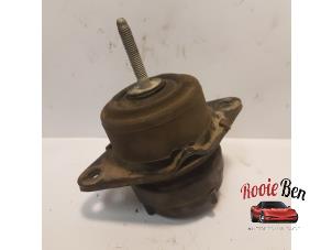 Gebruikte Motorrubber Ford Usa Mustang V Convertible 4.0 V6 Prijs € 50,00 Margeregeling aangeboden door Rooie Ben autodemontage