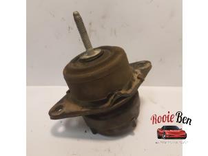 Gebruikte Motorrubber Ford Usa Mustang V Convertible 4.0 V6 Prijs € 50,00 Margeregeling aangeboden door Rooie Ben autodemontage