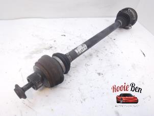 Begagnade Drivaxel, höger bak Audi A8 (D4) 3.0 TDI V6 24V Quattro Pris € 40,00 Marginaltabell erbjuds av Rooie Ben autodemontage
