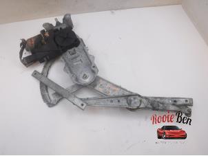 Gebruikte Ruitmechaniek 2Deurs rechts-voor Opel Corsa C (F08/68) 1.4 16V Prijs € 30,00 Margeregeling aangeboden door Rooie Ben autodemontage