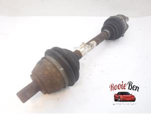 Używane Os napedowa lewy przód Ford Focus 2 Wagon 1.6 TDCi 16V 110 Cena € 30,00 Procedura marży oferowane przez Rooie Ben autodemontage