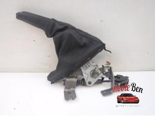 Używane Mechanizm hamulca recznego BMW 6 serie (E64) 650 i 4.8 V8 32V Cena na żądanie oferowane przez Rooie Ben autodemontage