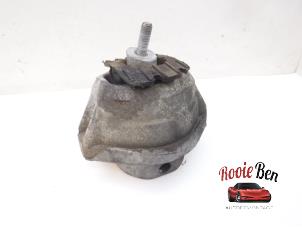 Używane Wspornik silnika BMW 6 serie (E64) 650 i 4.8 V8 32V Cena € 50,00 Procedura marży oferowane przez Rooie Ben autodemontage