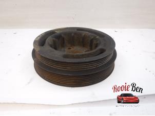 Gebruikte Krukas Poelie Chrysler Voyager/Grand Voyager (RG/RS) 2.8 CRD 16V Autom. Prijs € 25,00 Margeregeling aangeboden door Rooie Ben autodemontage