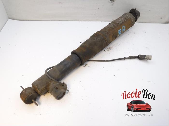 Stötdämpare, höger bak från en Cadillac Seville (K-body) 4.6 STS/North Star V8 32V 1998