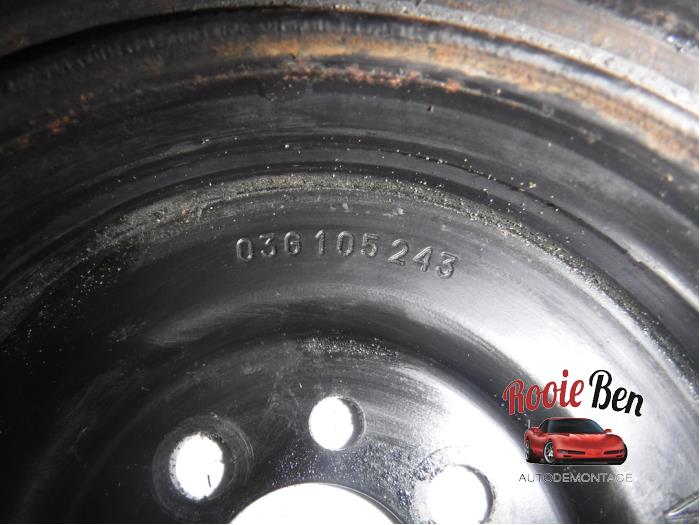 Krukas Poelie van een Volkswagen Caddy III (2KA,2KH,2CA,2CH) 1.9 TDI 2008