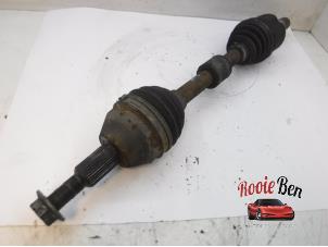 Gebruikte Steekas links-voor Chrysler Voyager/Grand Voyager (RT) 2.8 CRD 16V Grand Voyager Prijs op aanvraag aangeboden door Rooie Ben autodemontage