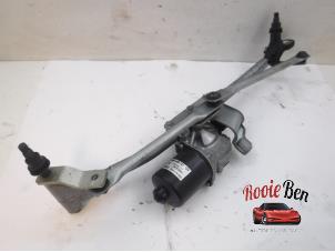 Begagnade Torkarmotor + mekanism BMW 1 serie (E81) 116d 16V Pris € 50,00 Marginaltabell erbjuds av Rooie Ben autodemontage