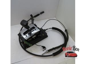 Gebruikte Selectiehendel automaat Volkswagen Polo IV (9N1/2/3) 1.4 16V 75 Prijs € 50,00 Margeregeling aangeboden door Rooie Ben autodemontage