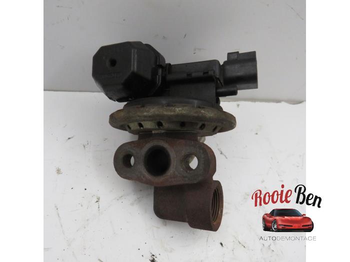 EGR Klep van een Ford (USA) Mustang V Convertible 4.0 V6 2006