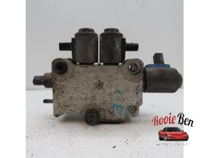 Gebruikte Drukventiel Schokdemper achter Landrover Range Rover Sport (LS) 3.6 TDV8 32V Prijs op aanvraag aangeboden door Rooie Ben autodemontage