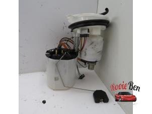 Begagnade Bensinpump Audi A6 (C7) 2.8 V6 24V FSI Pris € 50,00 Marginaltabell erbjuds av Rooie Ben autodemontage