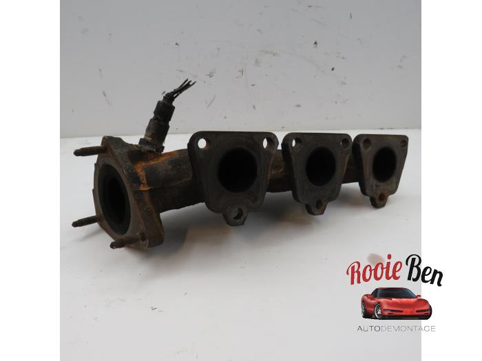 Avgasgrenrör från en Audi A6 (C7) 2.8 V6 24V FSI 2011