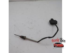 Gebruikte Uitlaat temperatuursensor Mercedes A (177.0) 2.0 A-220 Turbo 16V Prijs op aanvraag aangeboden door Rooie Ben autodemontage