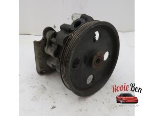 Gebruikte Stuurpomp Chrysler Voyager/Grand Voyager (RG/RS) 2.8 CRD 16V Autom. (Dodge Ram Van) Prijs € 40,00 Margeregeling aangeboden door Rooie Ben autodemontage