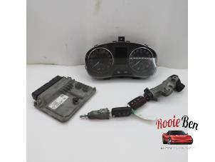 Używane Zestaw zamków Skoda Fabia II Combi 1.2 TDI 12V Greenline Cena na żądanie oferowane przez Rooie Ben autodemontage