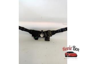 Begagnade Spak, rattstång Toyota Prius (ZVW3) 1.8 16V Pris på förfrågan erbjuds av Rooie Ben autodemontage