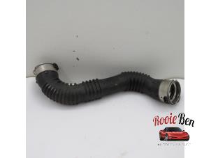 Gebruikte Turboslang Mercedes A (177.0) 2.0 A-220 Turbo 16V Prijs op aanvraag aangeboden door Rooie Ben autodemontage