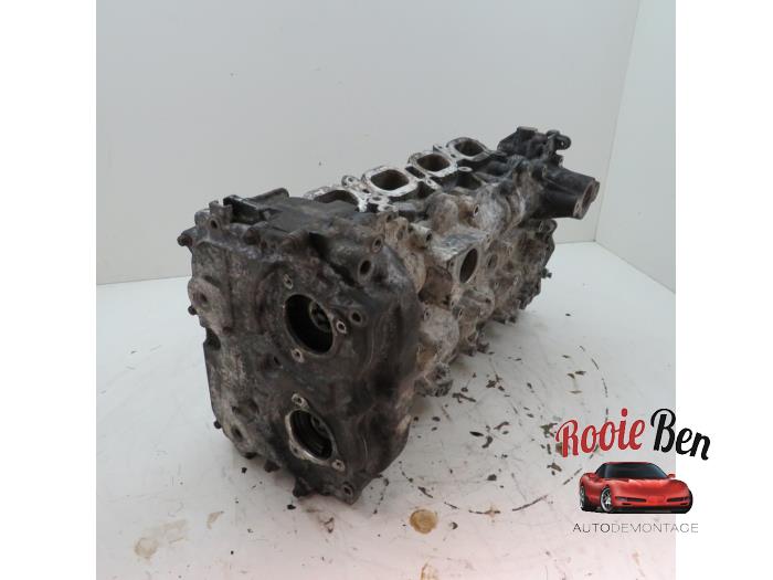 Topplock från en Mercedes-Benz CLA Shooting Brake (117.9)  2018