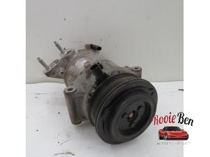 Begagnade Luftkonditioneringspump Ford Fiesta 7 1.1 Ti-VCT 12V 85 Pris på förfrågan erbjuds av Rooie Ben autodemontage